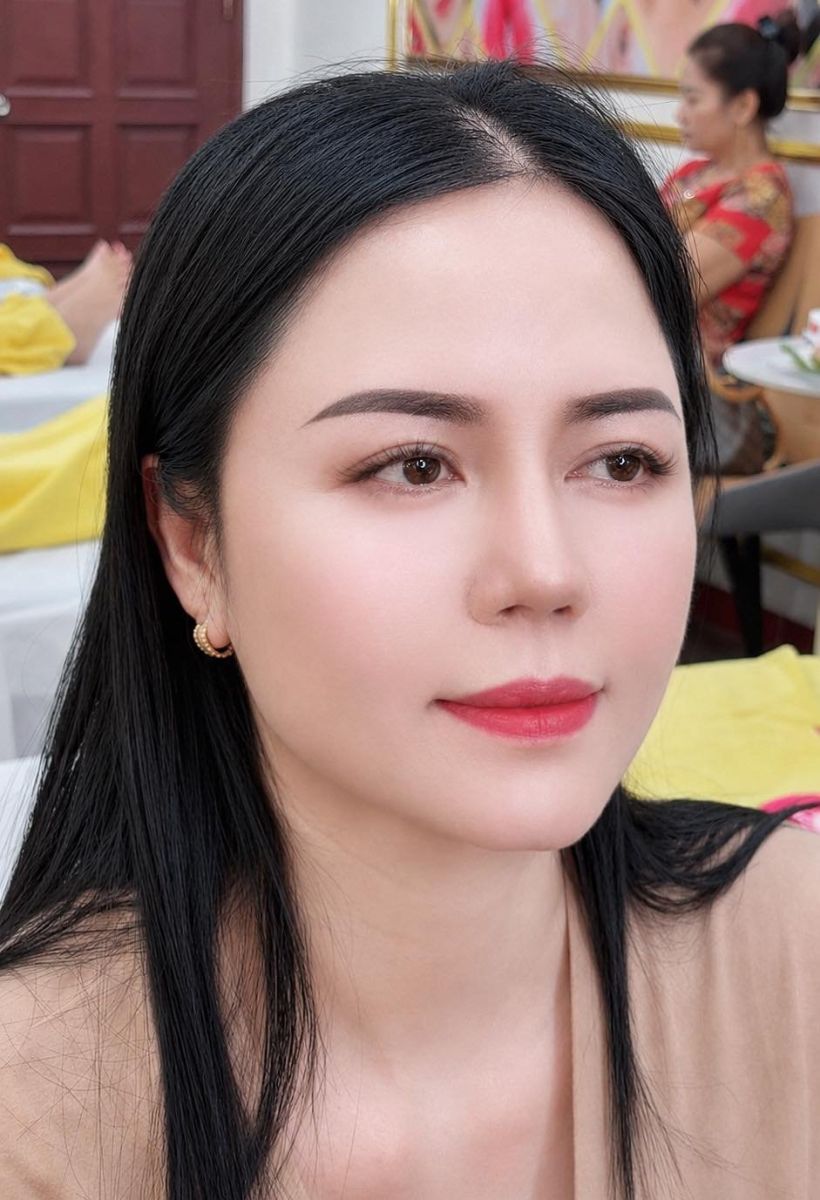 Mẫu chân mày tự nhiên của khách hàng tại Ngọc Hường